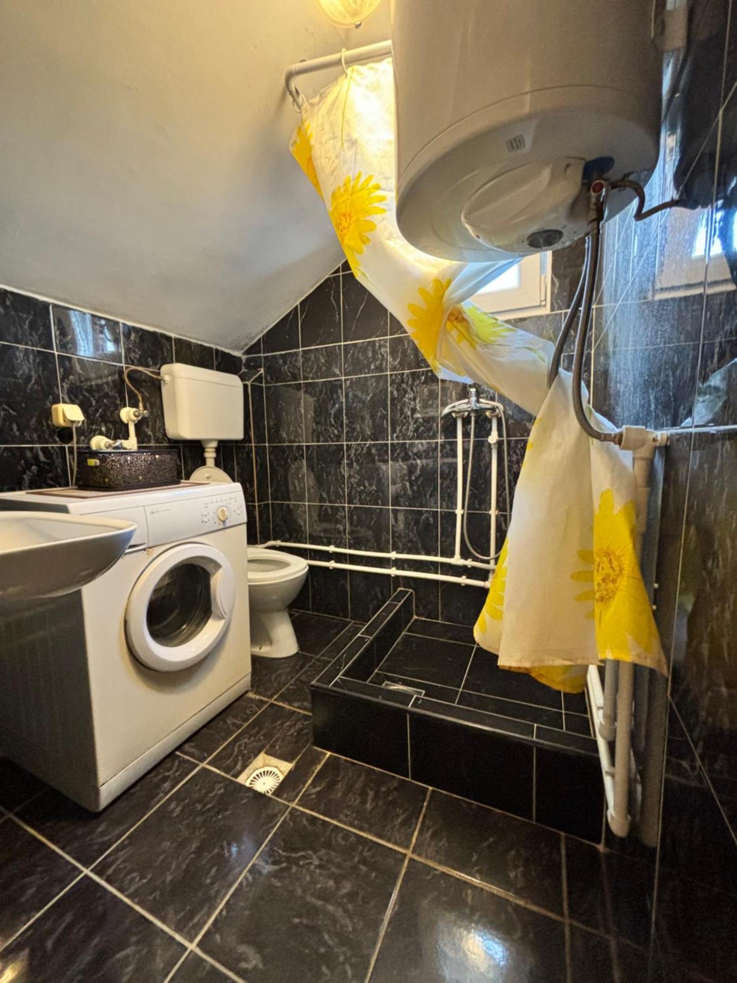 Apartman Sava Ni Exterior foto